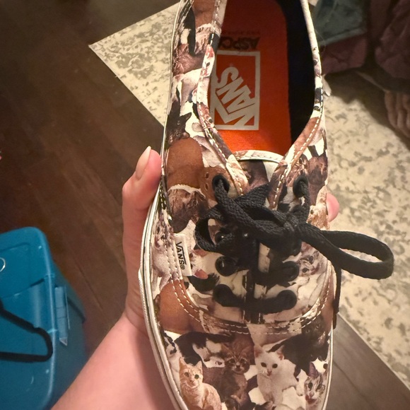 Vans ASPCA Cat Print Sneakers – Animal Lover Shoes, Rare Collab - Picture 2 of 6